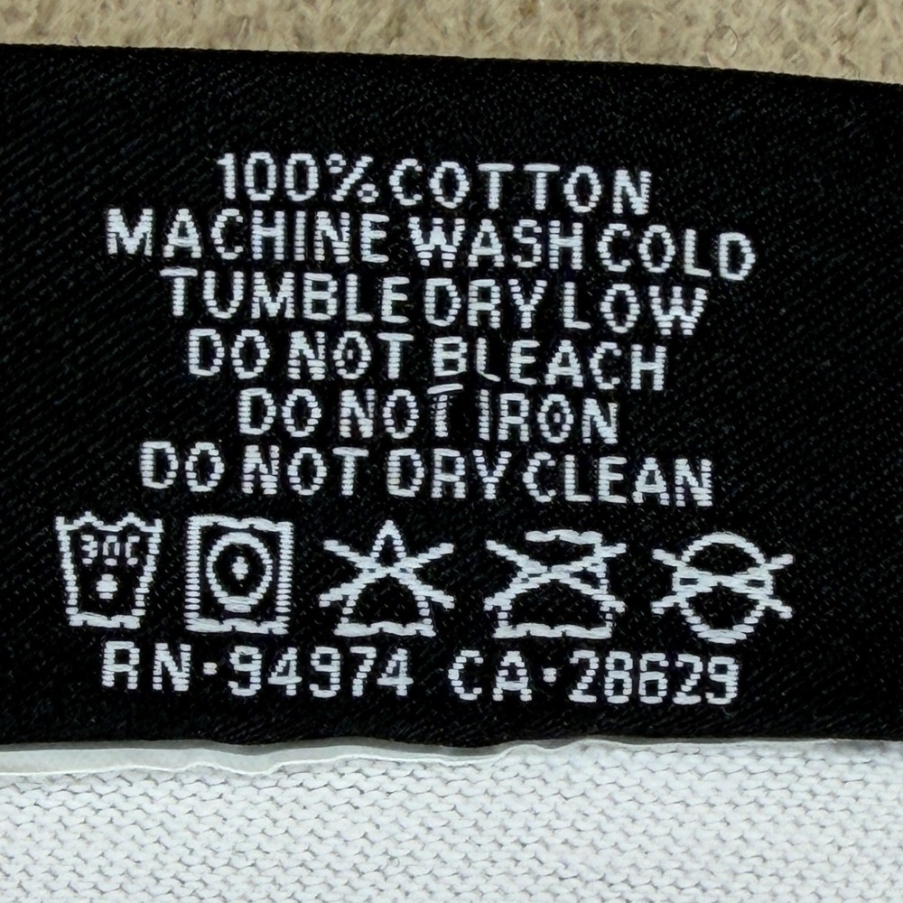 Stussy White "End Racism Now" Cropped T Shirt Graphic Tee Size Medium - Picture 7 of 12